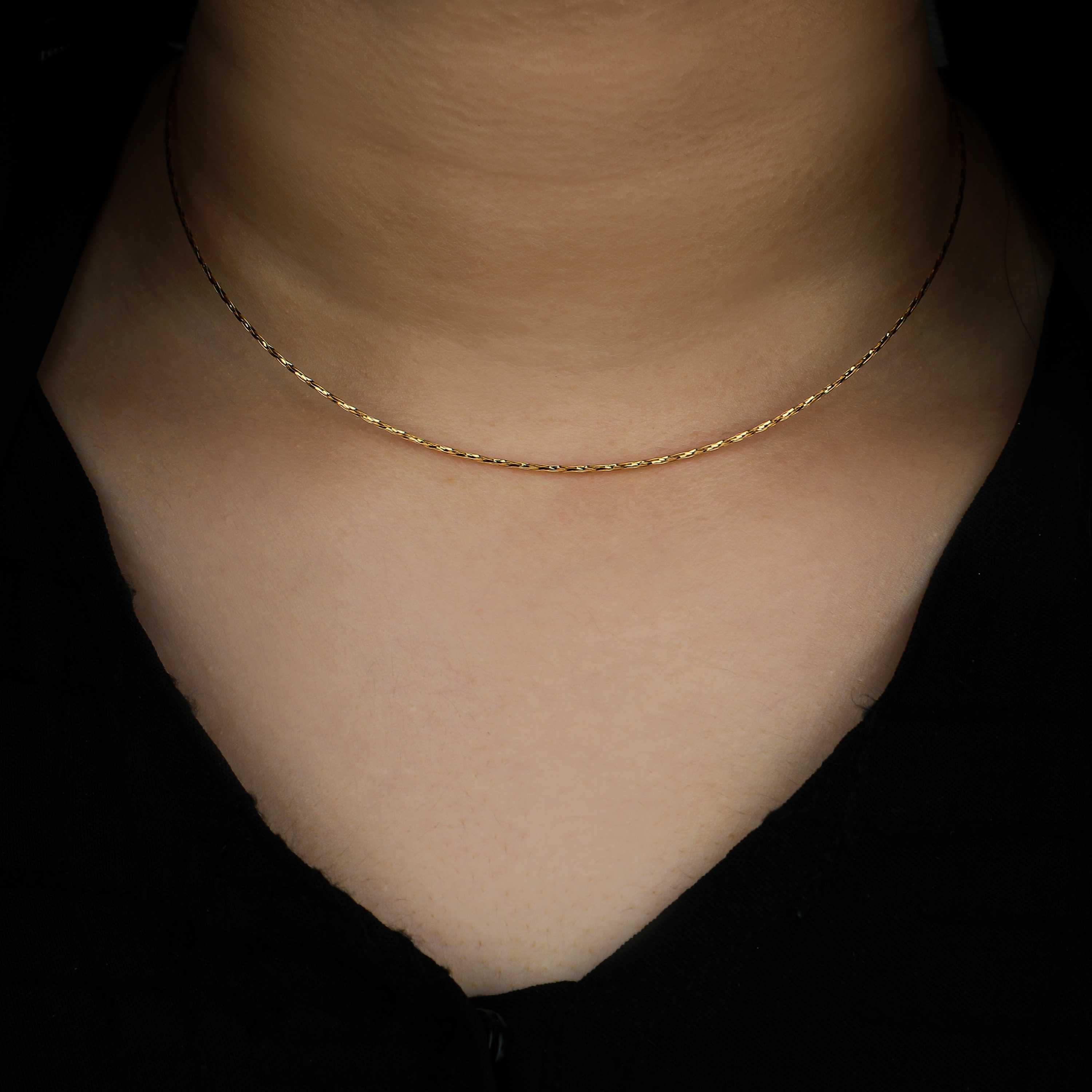 18 karat gold choker, made in Turkey - (H-0941)